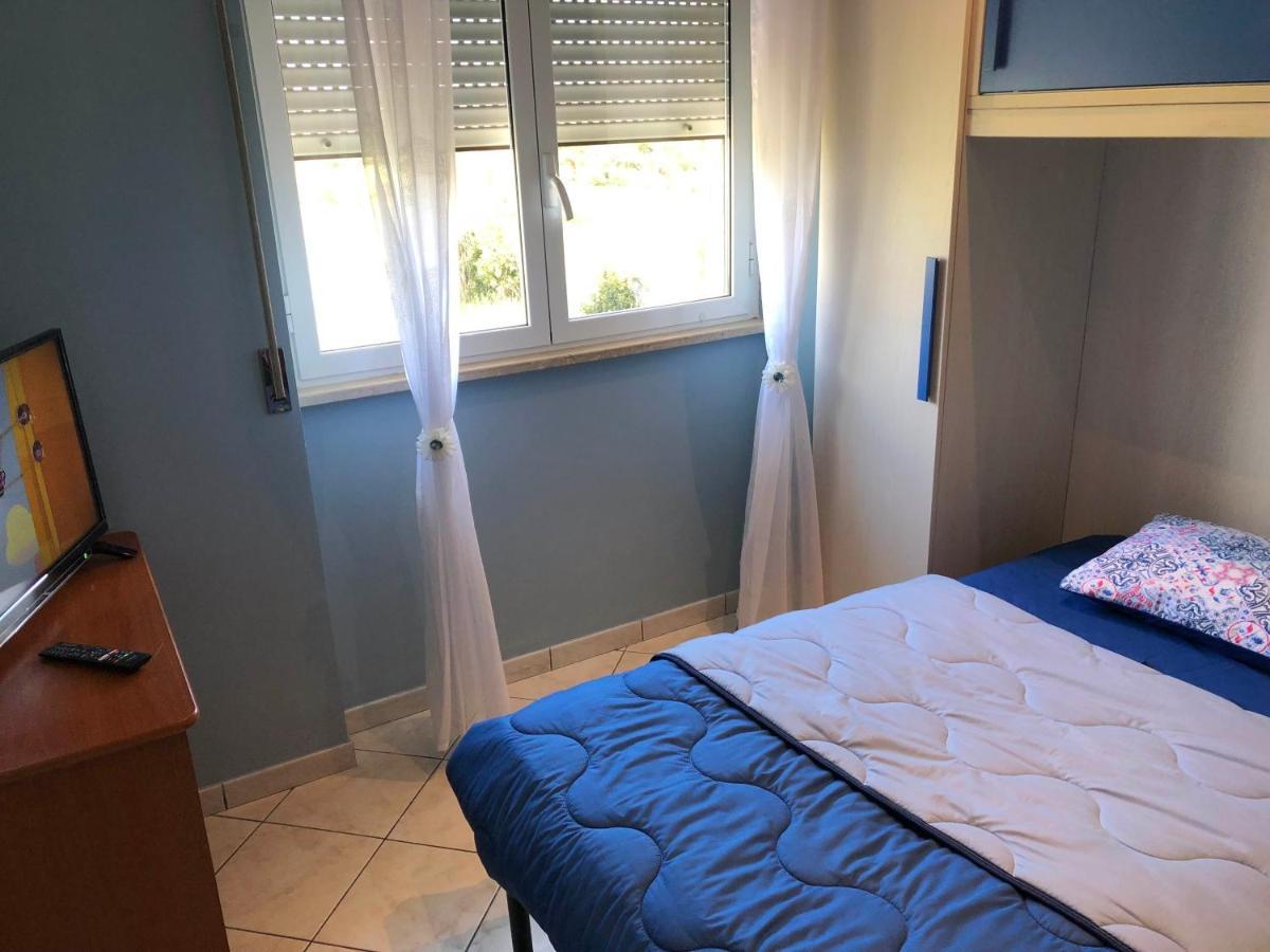 Appartamento Casa Orchidea Fiumicino Esterno foto